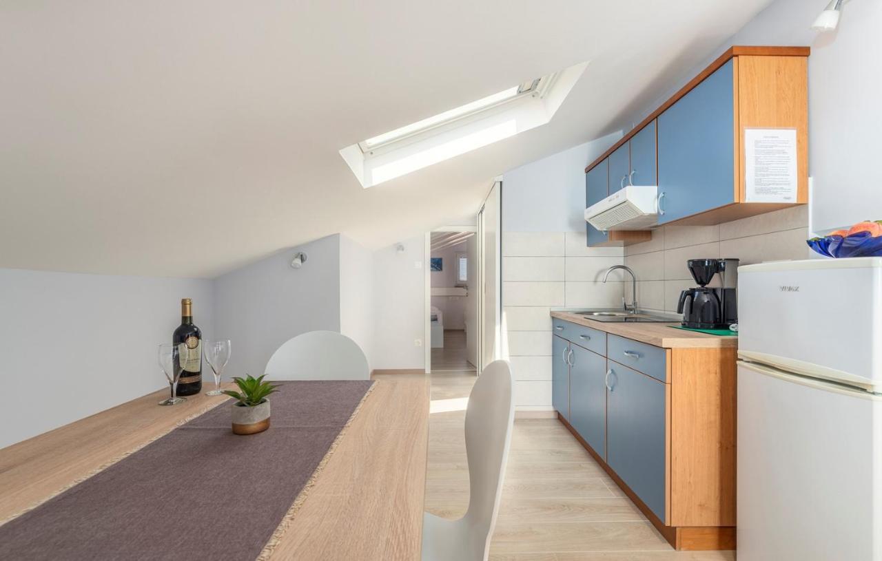 Apartment Vilma Funtana Εξωτερικό φωτογραφία