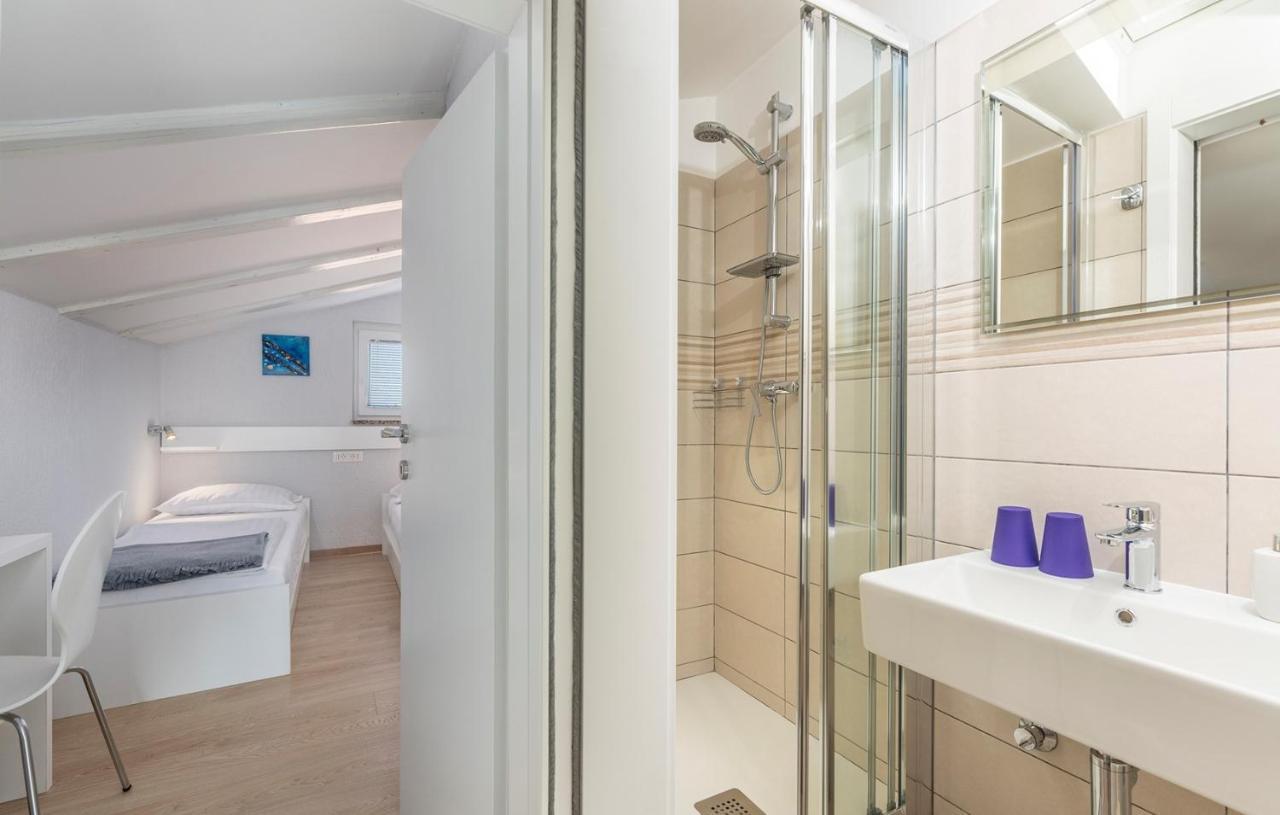 Apartment Vilma Funtana Εξωτερικό φωτογραφία