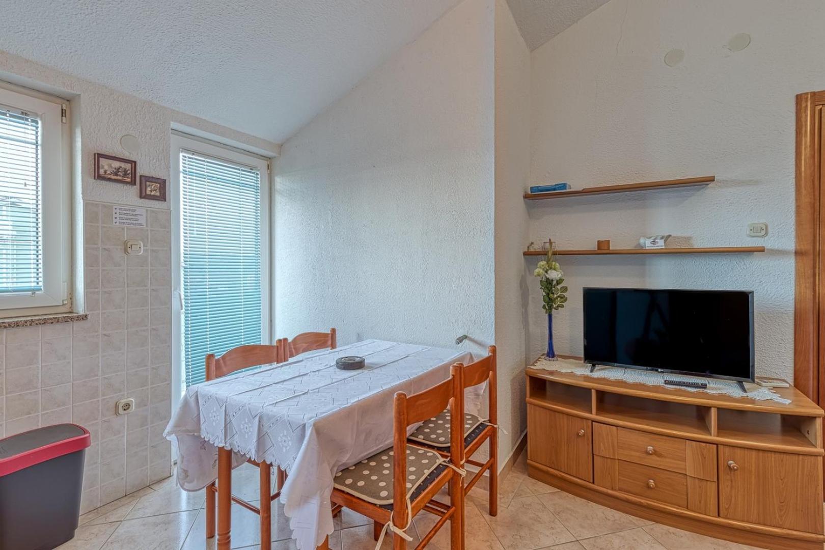 Apartment Vilma Funtana Εξωτερικό φωτογραφία