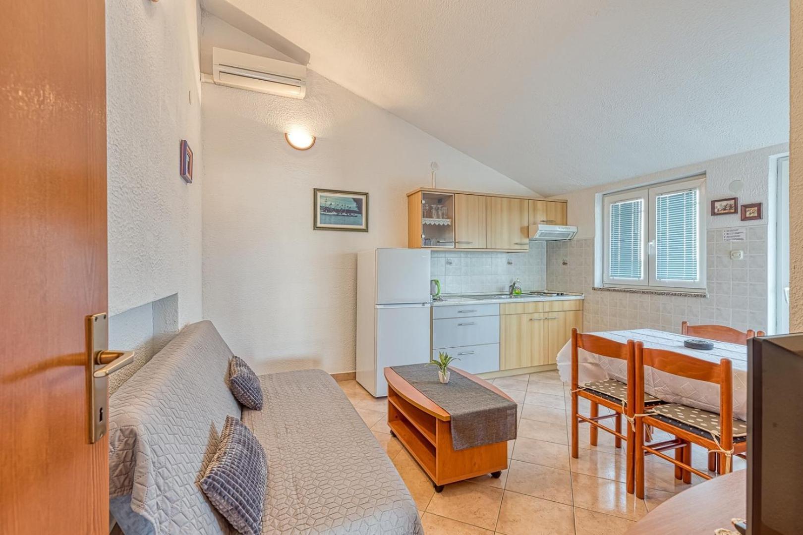 Apartment Vilma Funtana Εξωτερικό φωτογραφία