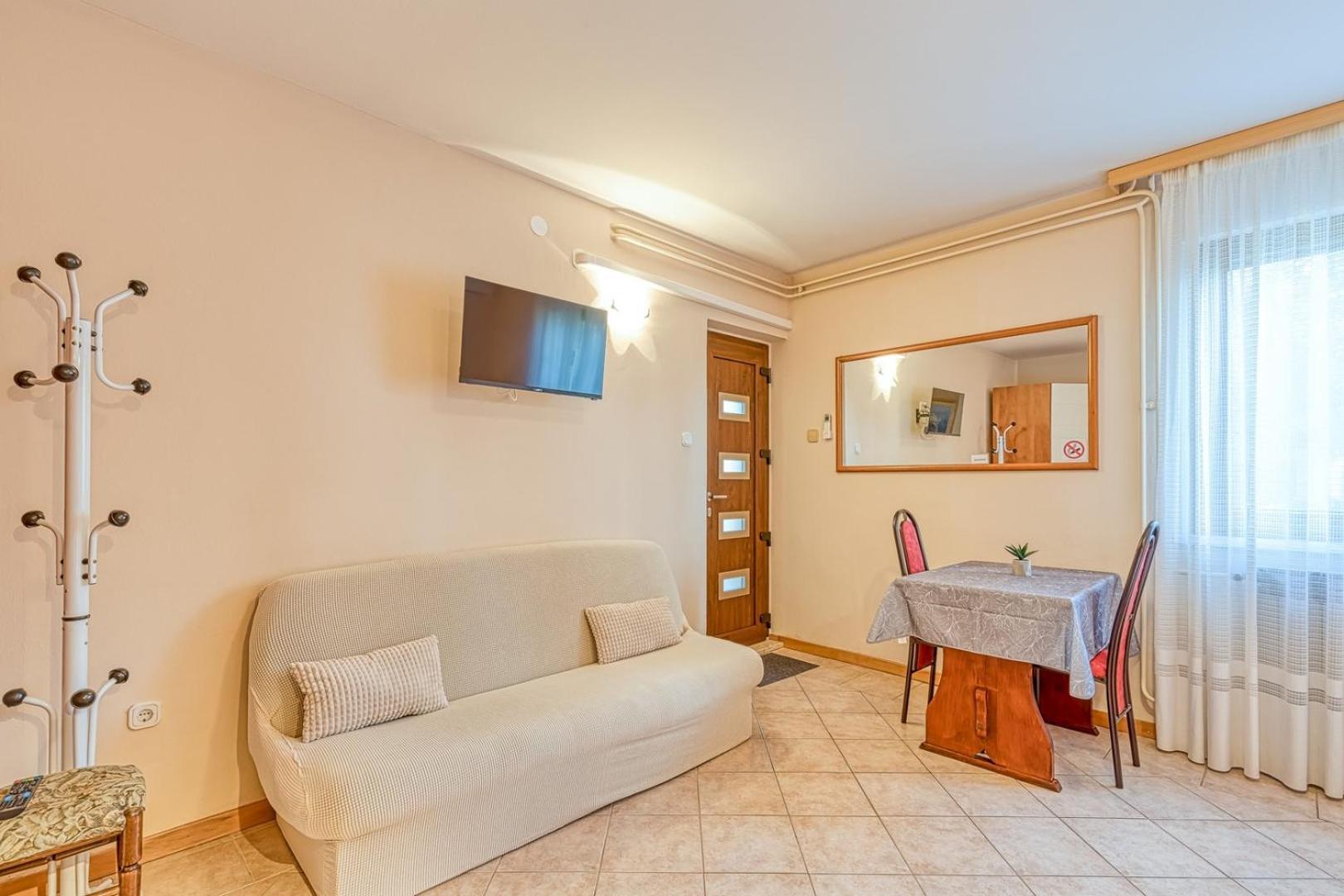 Apartment Vilma Funtana Εξωτερικό φωτογραφία