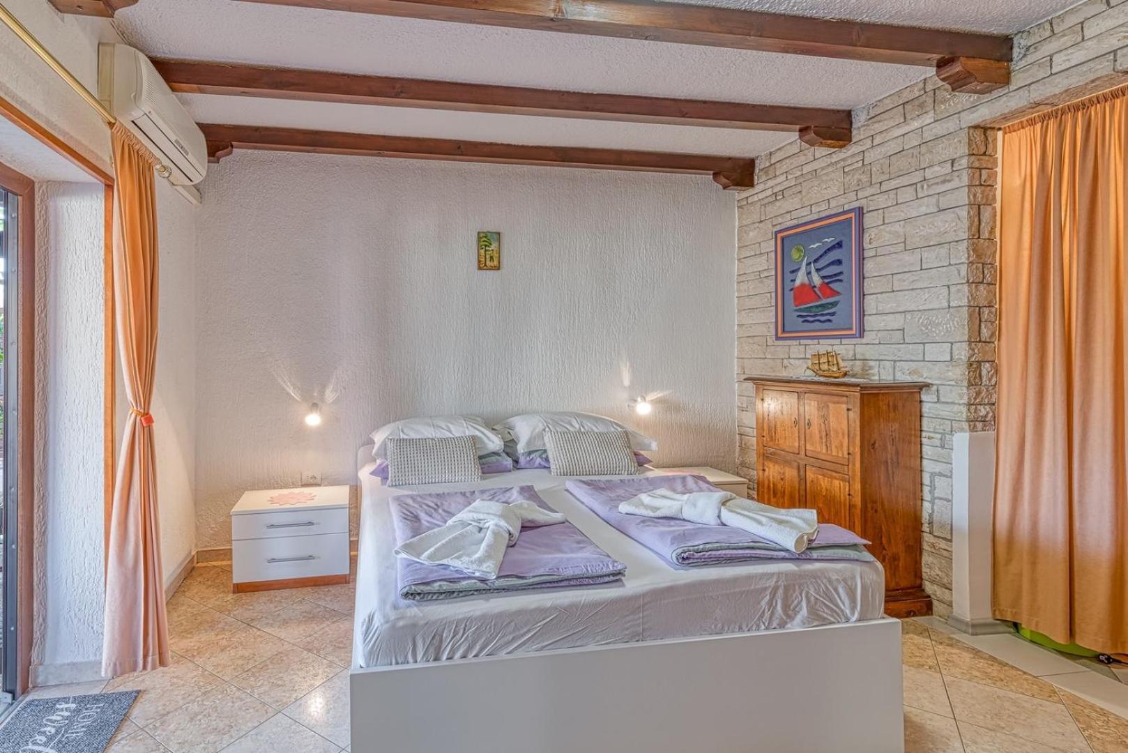 Apartment Vilma Funtana Εξωτερικό φωτογραφία