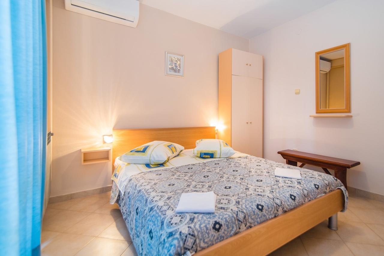 Apartment Vilma Funtana Εξωτερικό φωτογραφία