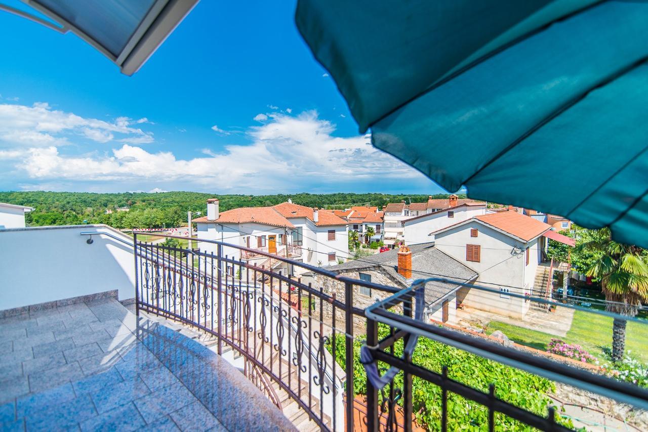 Apartment Vilma Funtana Εξωτερικό φωτογραφία