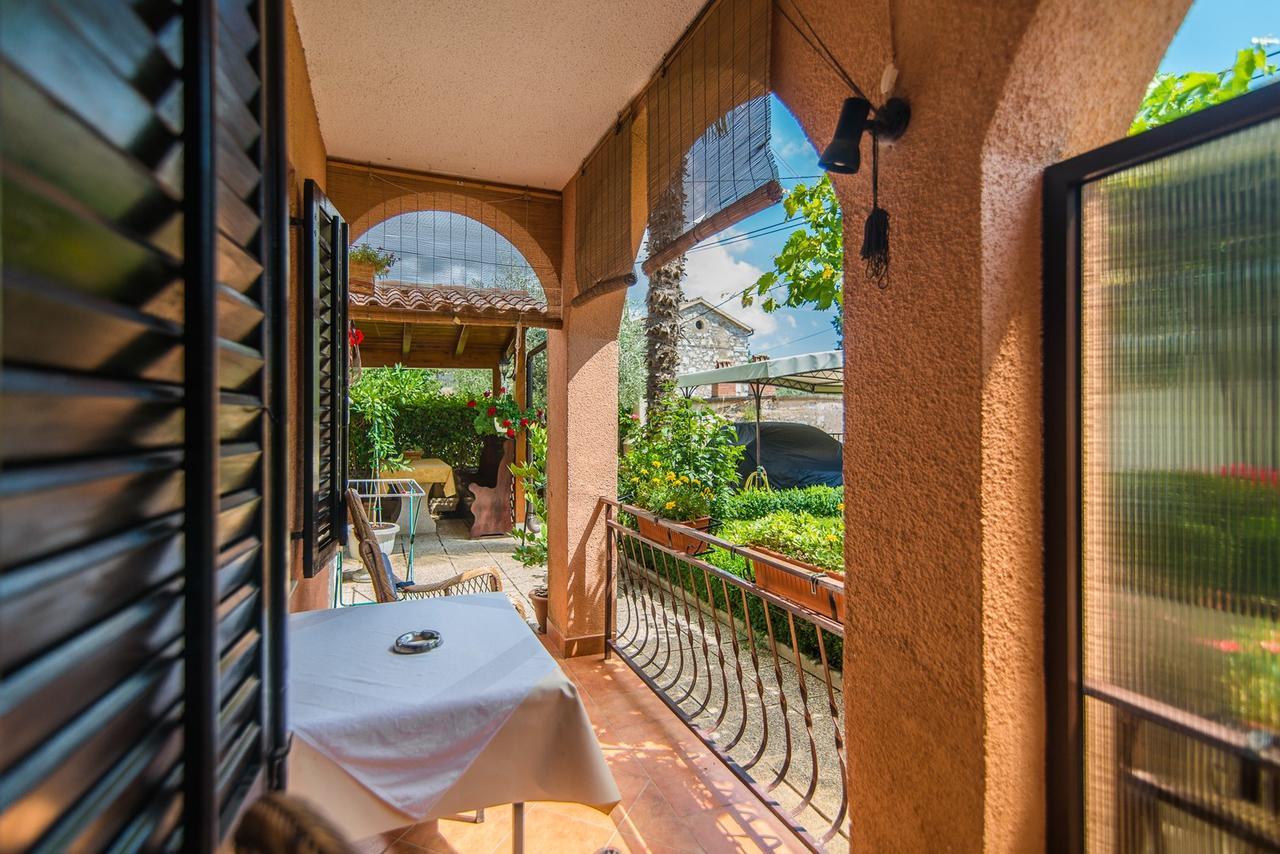 Apartment Vilma Funtana Εξωτερικό φωτογραφία