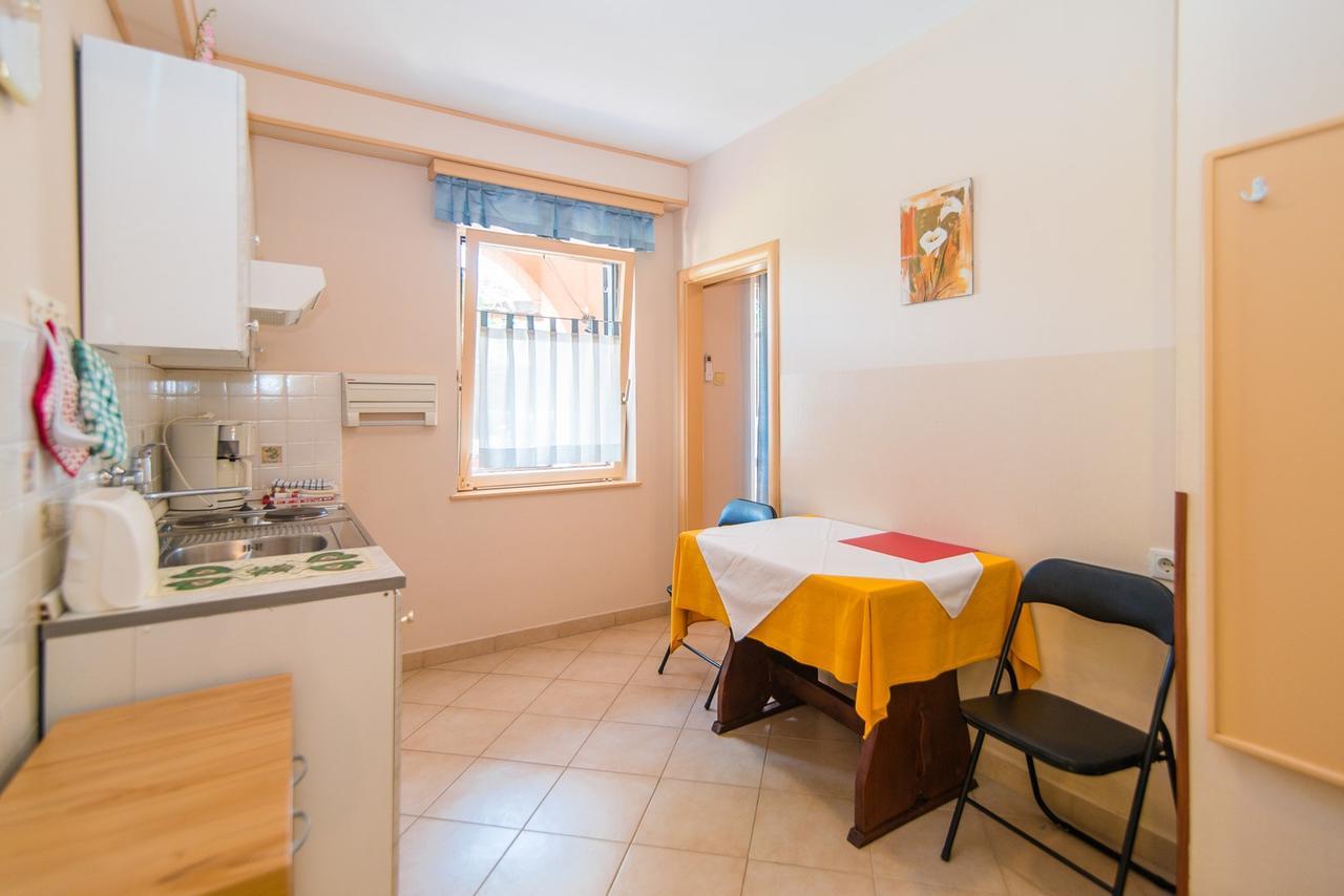 Apartment Vilma Funtana Εξωτερικό φωτογραφία
